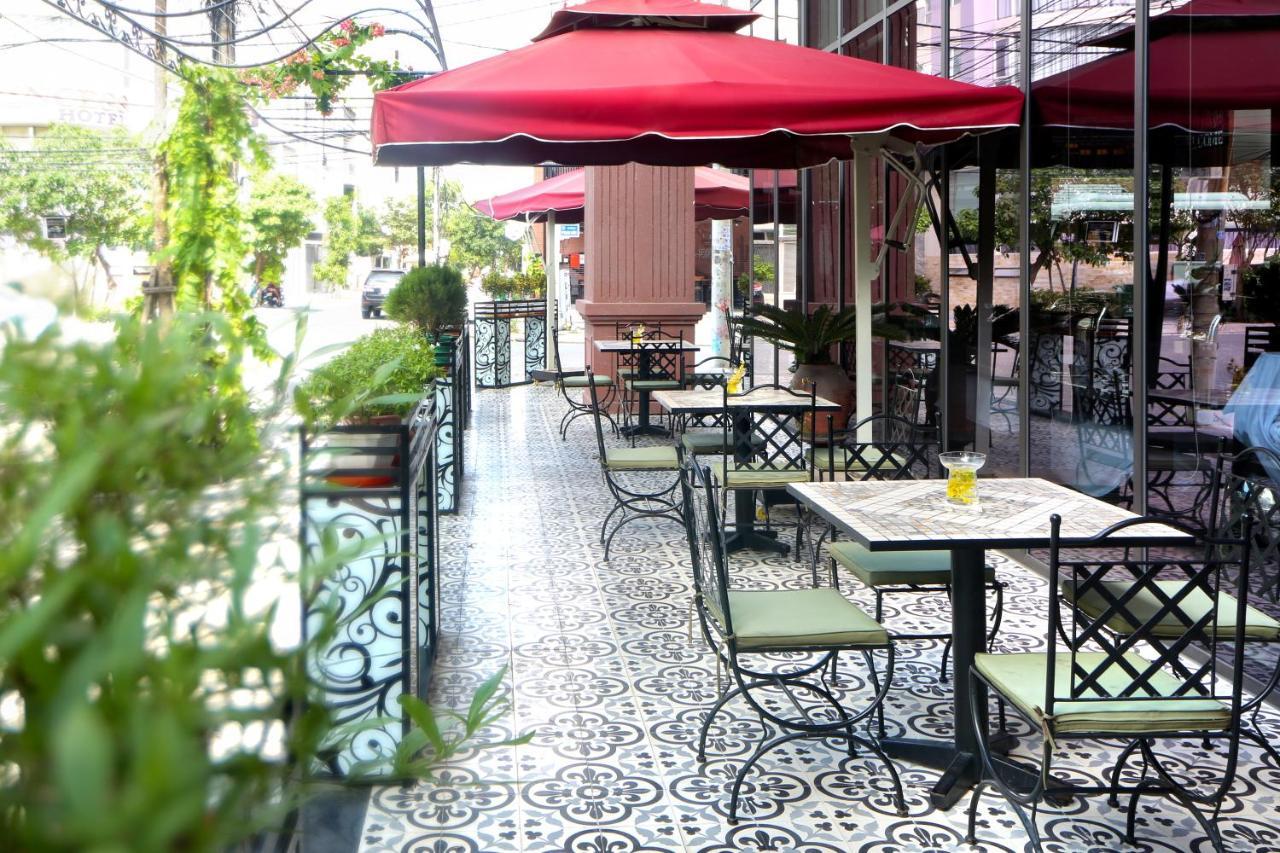 Ngoc Lan Hotel Da Nang Buitenkant foto
